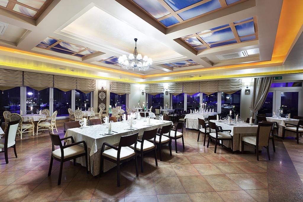 Papuga Park Hotel Wellness Marrakesz & Spa Bielsko-Biała Extérieur photo