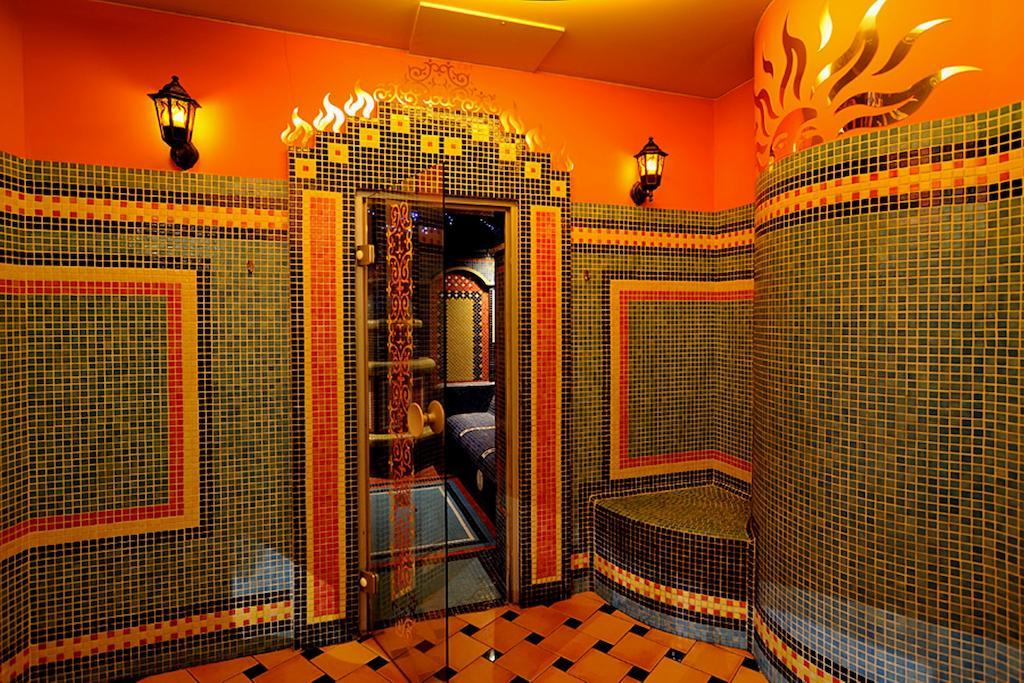 Papuga Park Hotel Wellness Marrakesz & Spa Bielsko-Biała Extérieur photo
